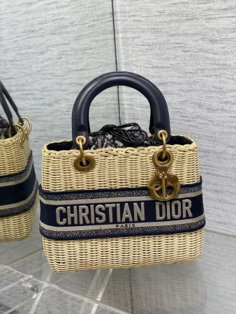 D*or medium lady D*or bag 24x21x12cm