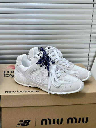 ua m1v m1v x new Ba1an*e 530 sl suede and mesh sneakers