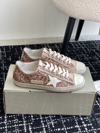 ua g01den G003e v-star sneaker