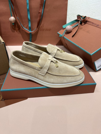 ua L**o p*ana summer charms walk loafers