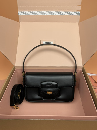 M1v M1v penny leather bag 23×13.5×5cm