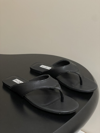 ua a1a1a triangle flat slides(cusT0mized size 7-10 days production time)