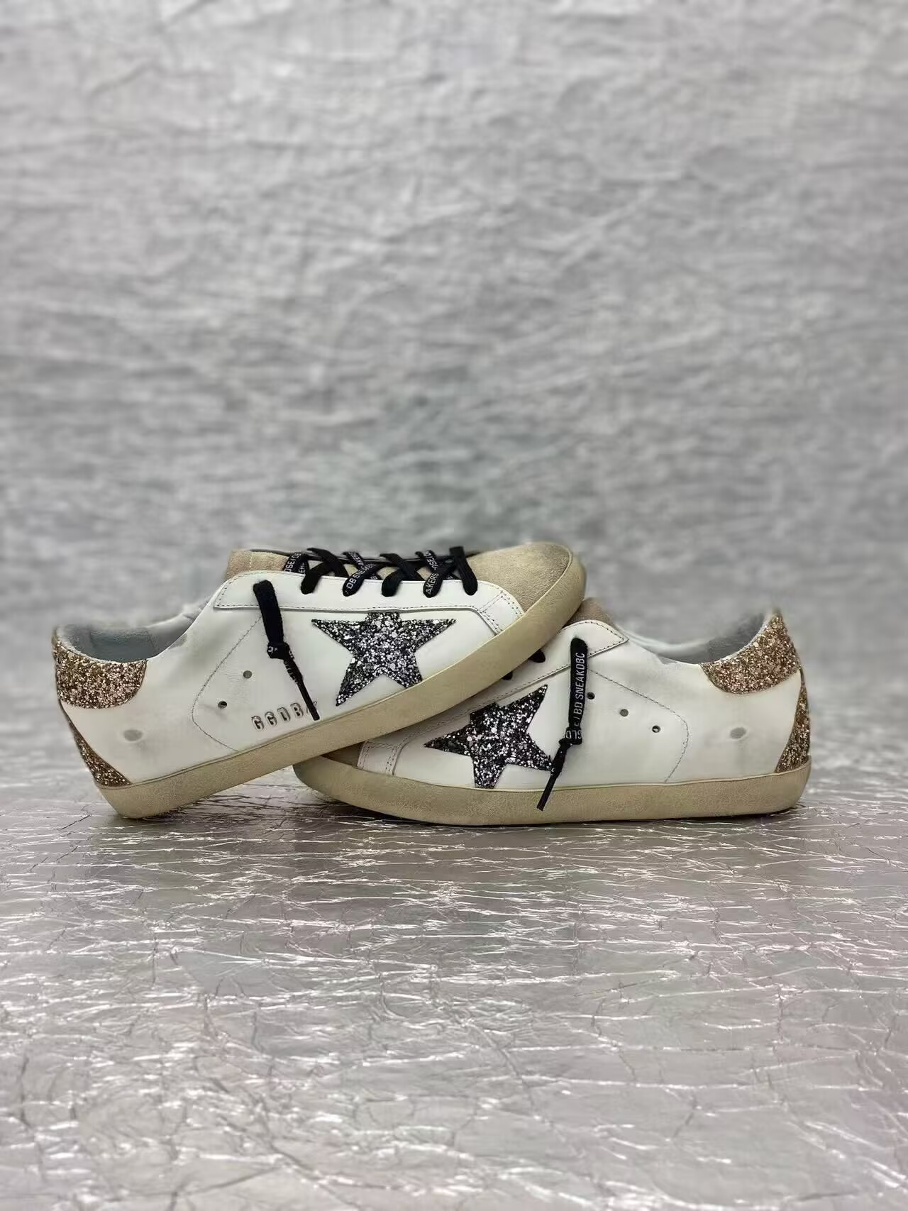 ua g01den G003e s*per-star sneaker