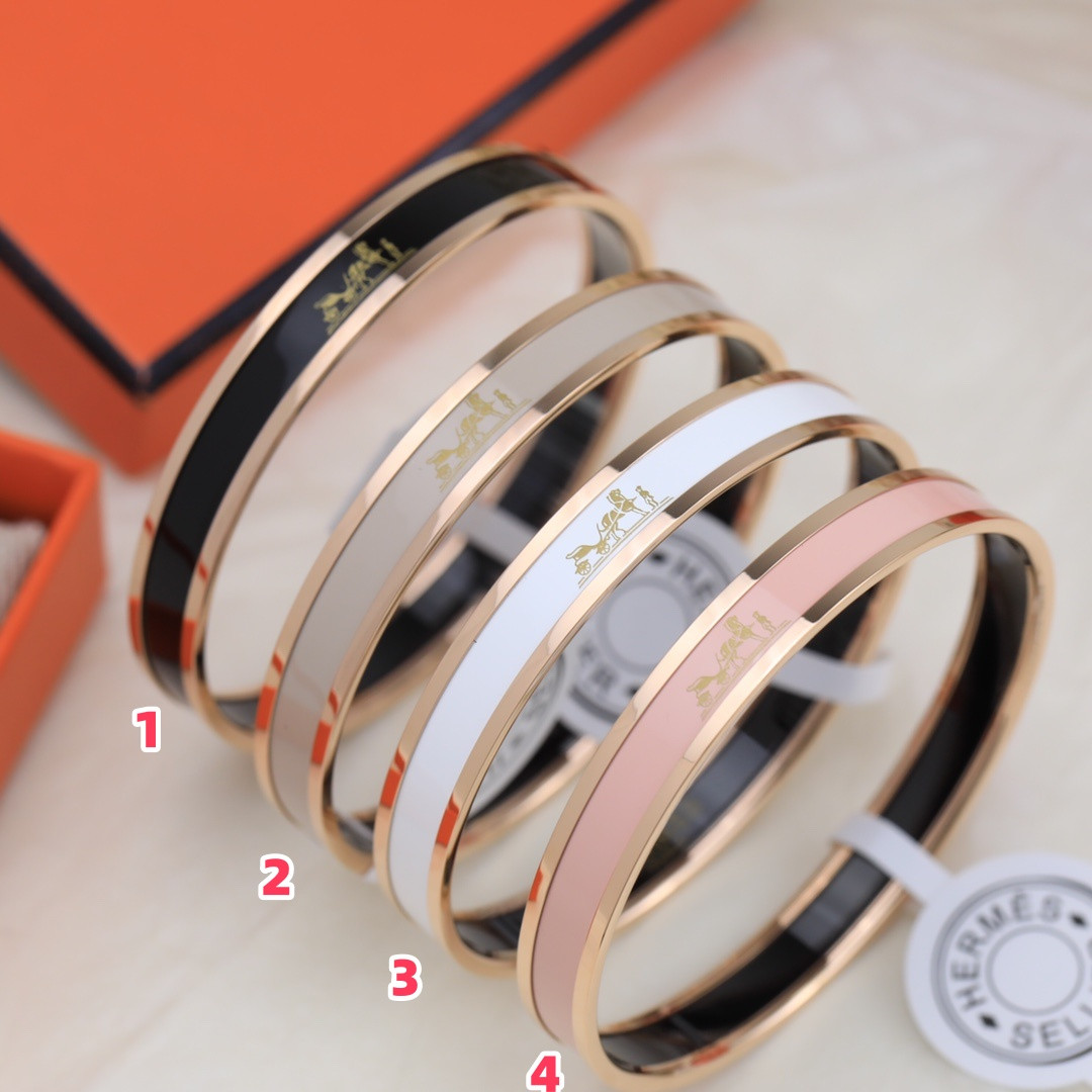 h**mes enamel bracelet(cusT0mized products cannot be returned or exchanged)