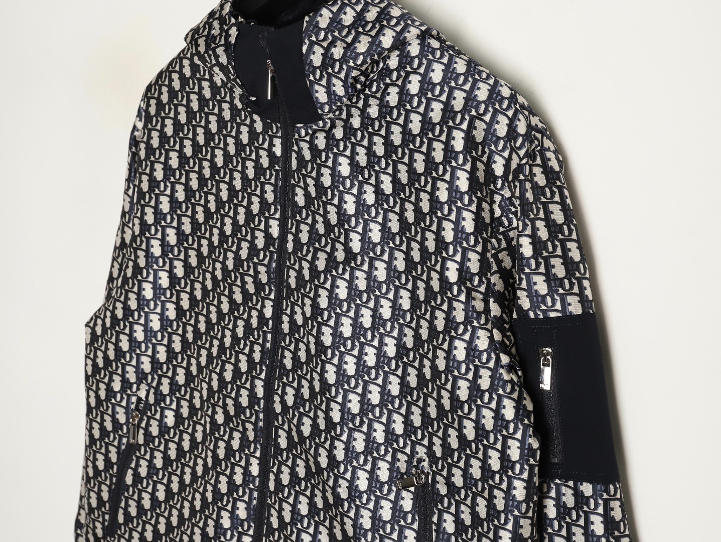 D*or coats