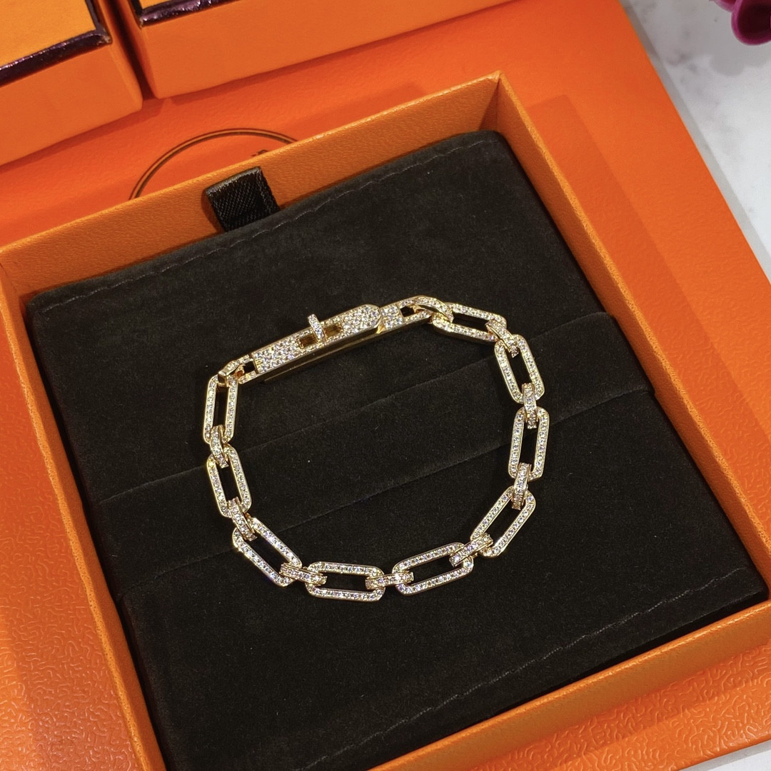 H**me5 fully di*m*nd-encrusted kelly bracelet