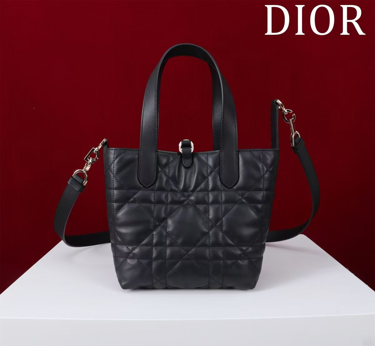 D*or small D*or toujours vertical tote bag 18.5 x 18.5 x 12 cm