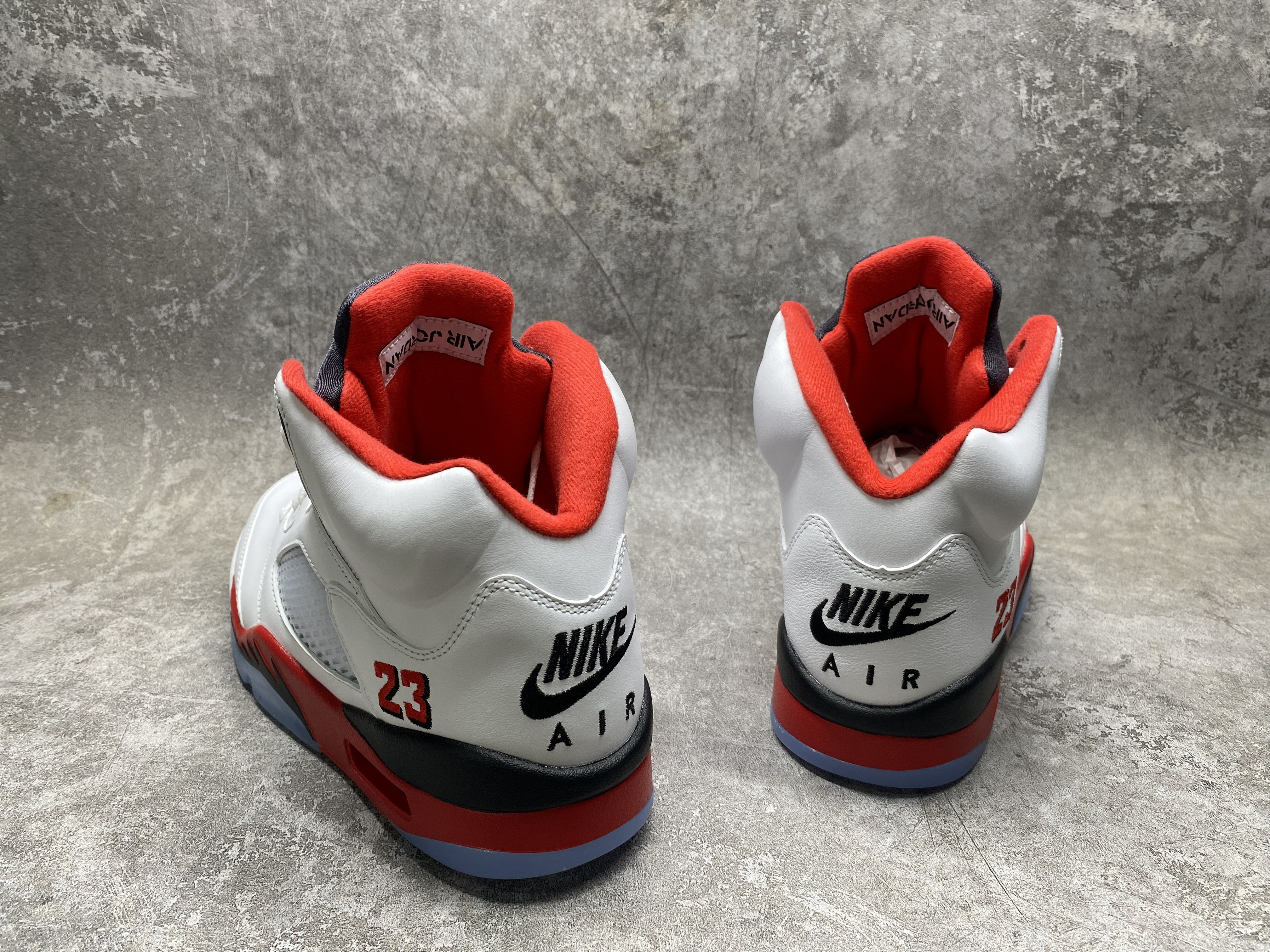 UA Jordan 5 Retro