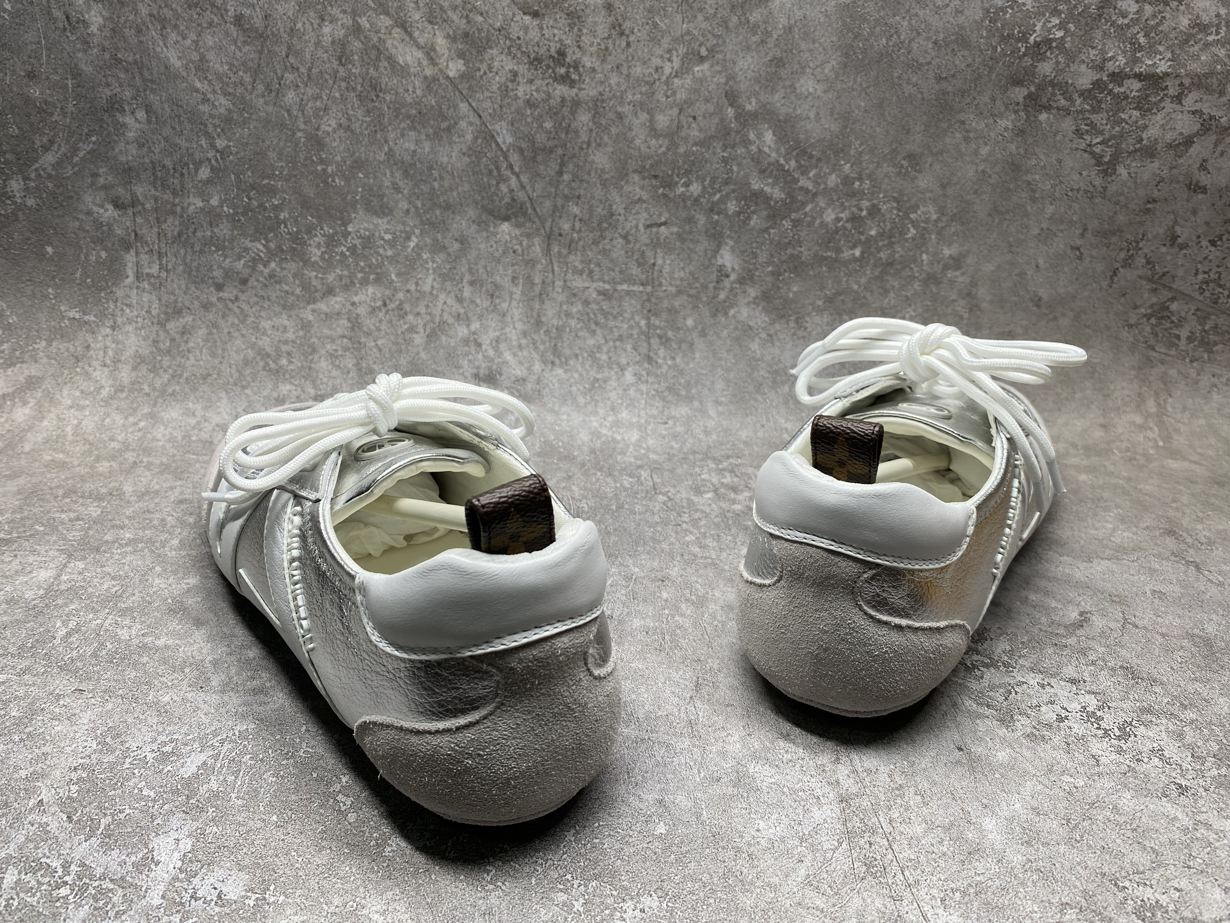 UA LV Sneaker