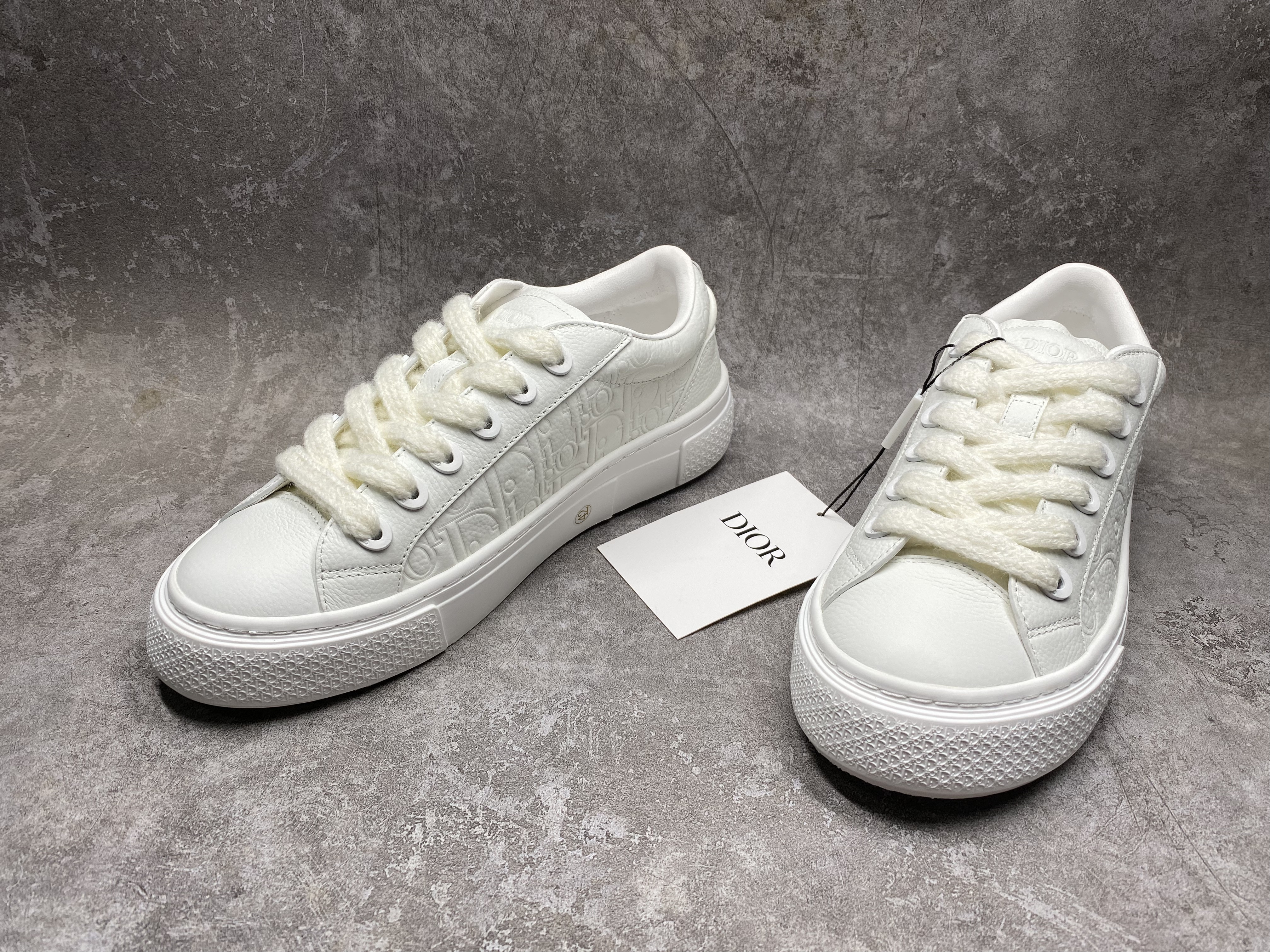 ua D*or b33 sneaker