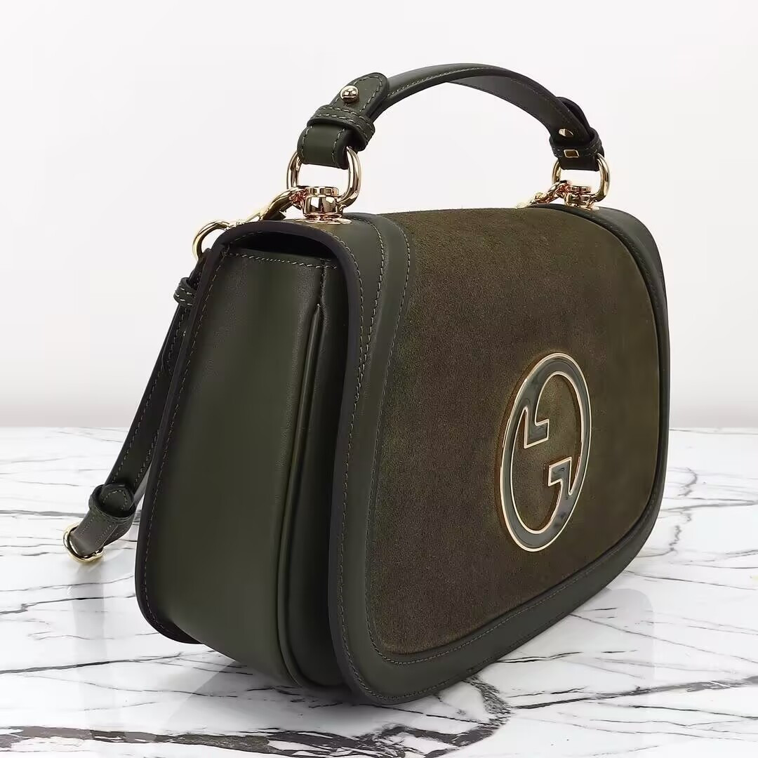 G*u*i shoulder bag 32x17x10cm