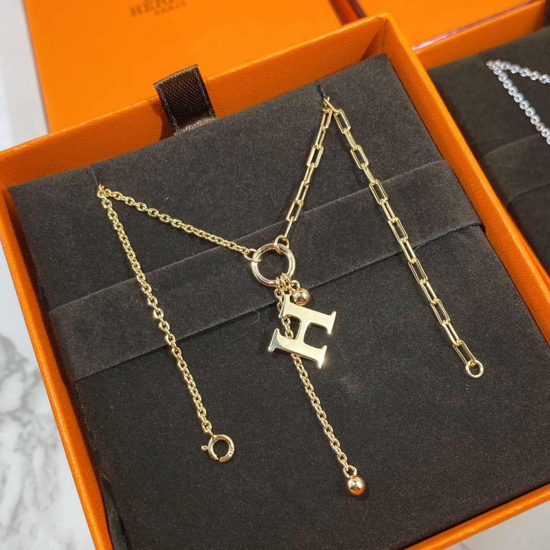 H**me5 mandarin duck h necklace