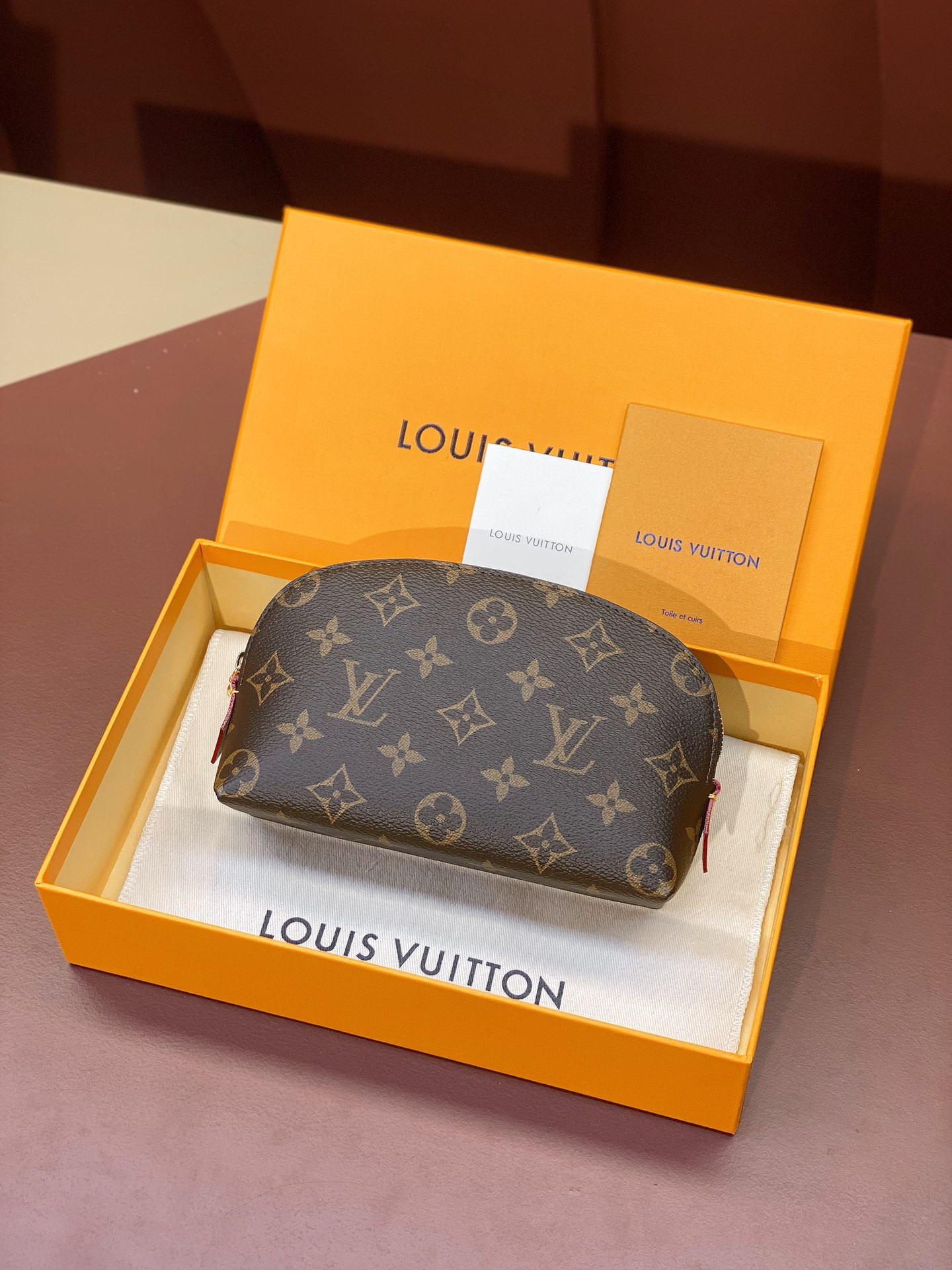 LV Cosmetic Pouch M47515 19.0x 12.0x 6.0 cm