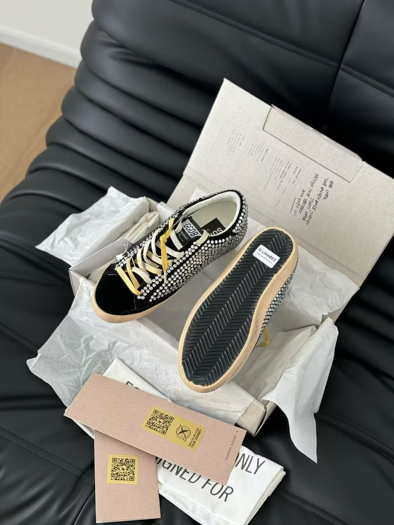 ua g01den G003e s*per-star sneaker