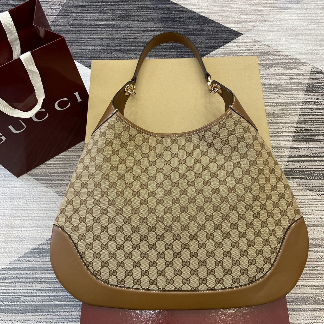 G*u*i body 49 x 46 x 4cm