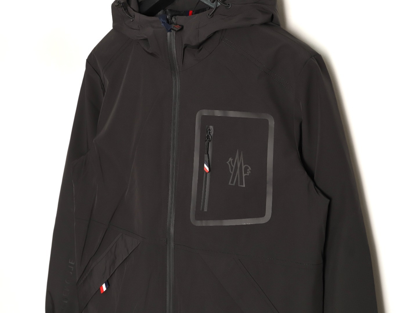 M0nc1er coats