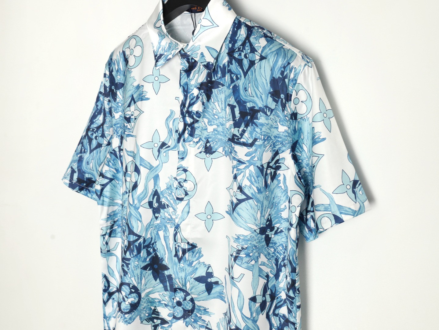 l0*is V*t0n lv short-sleeved shirts