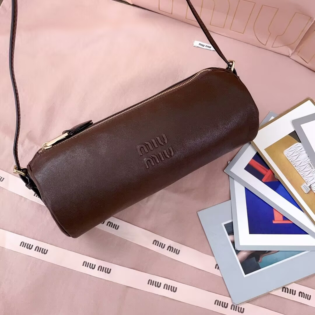 M1v M1v nappa leather pouch 22x9x9cm