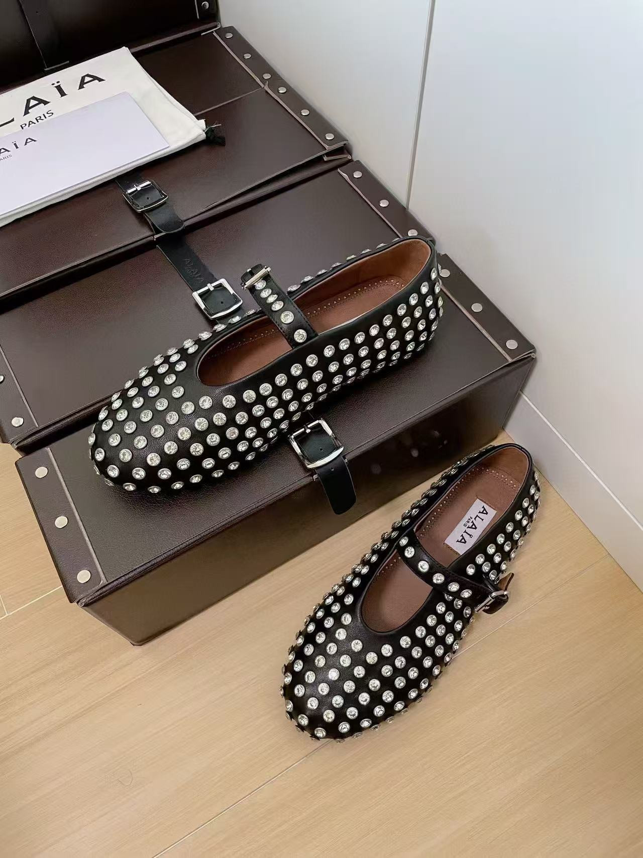 UA A1a1a STRASS BALLET FLATS