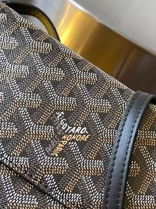 Go*ard varenne continental wallet 19x 3.3x 12cm