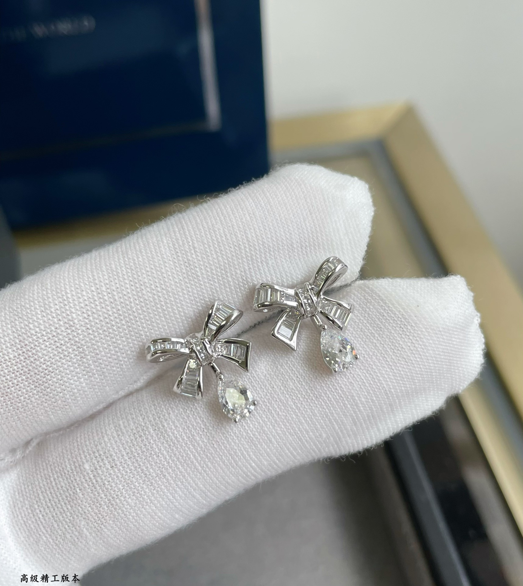 graff square Di*m*nd butterfly earrings