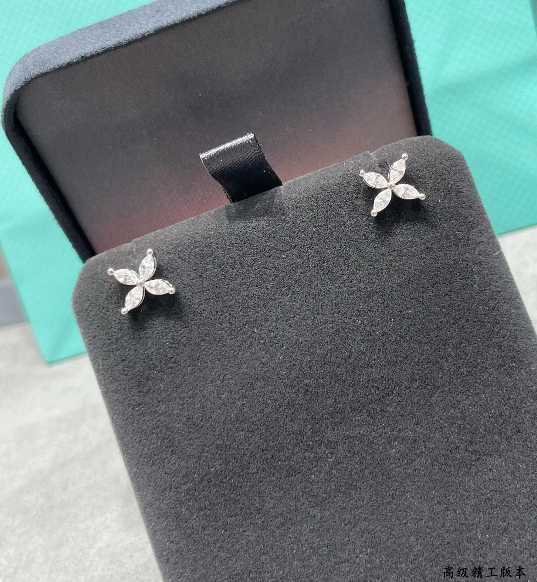 T*f*ny & co. marquise stud earrings ag925