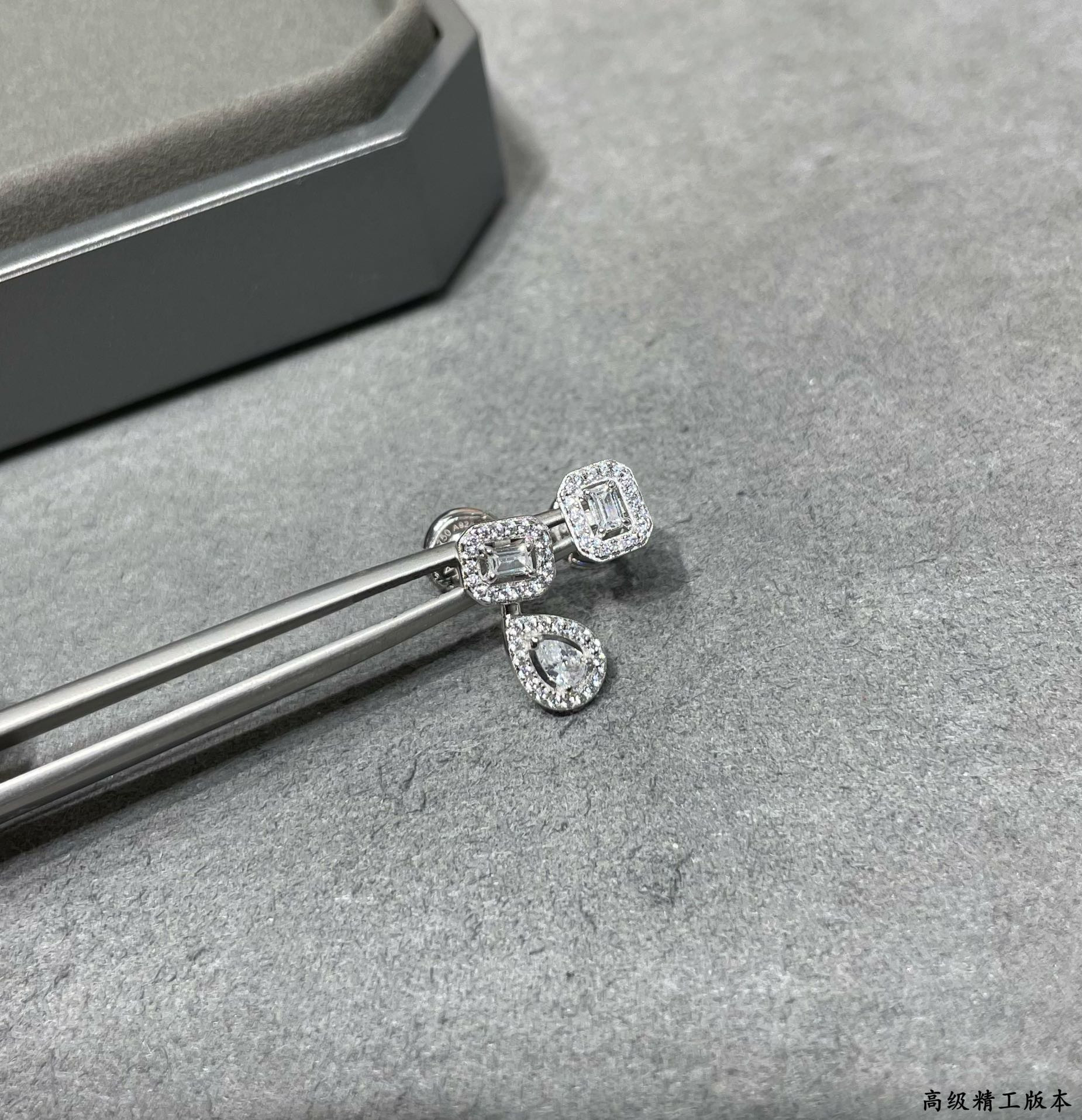 Mes1kaa ab style drop ice cube stud earrings