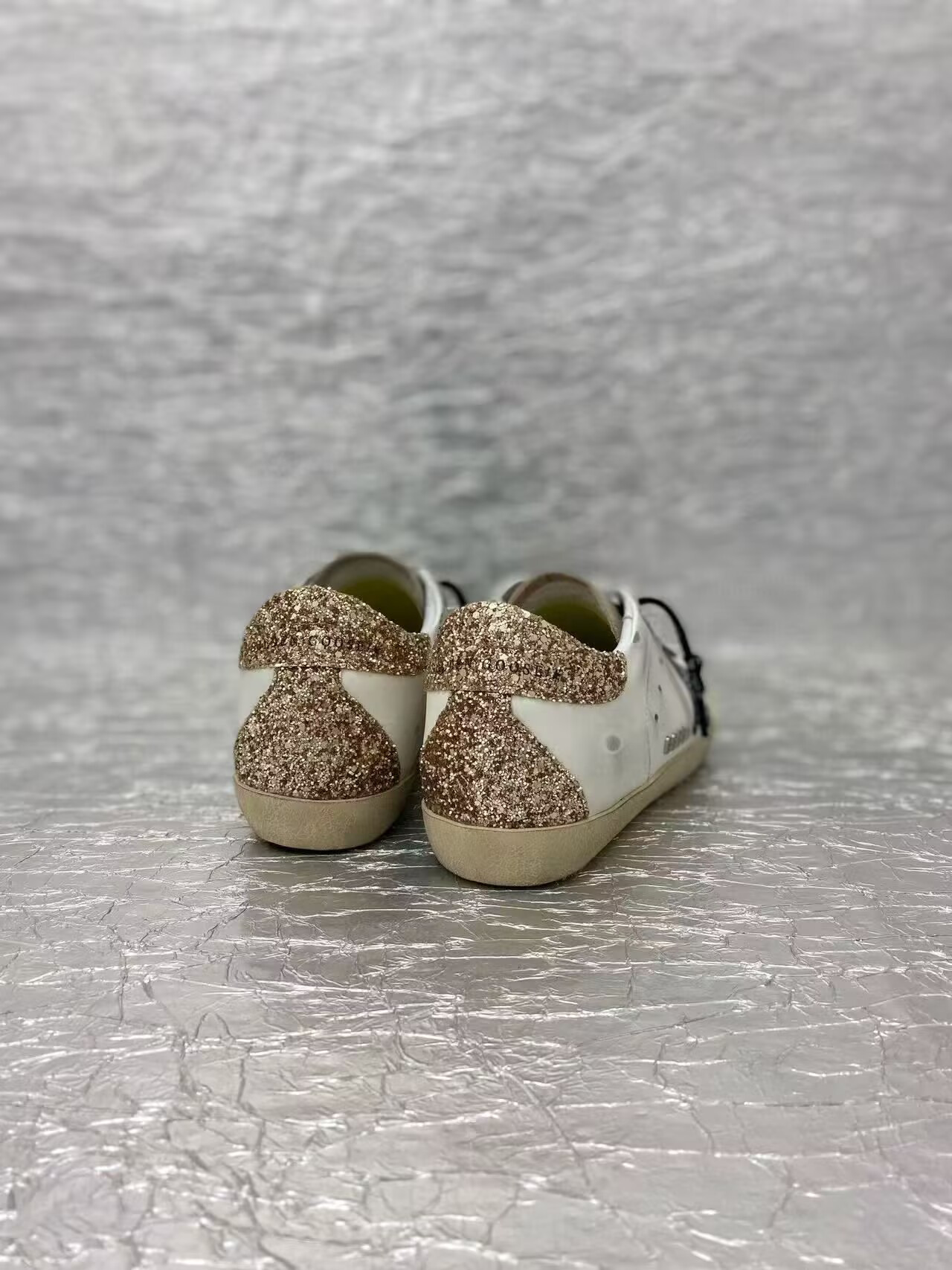ua g01den G003e s*per-star sneaker