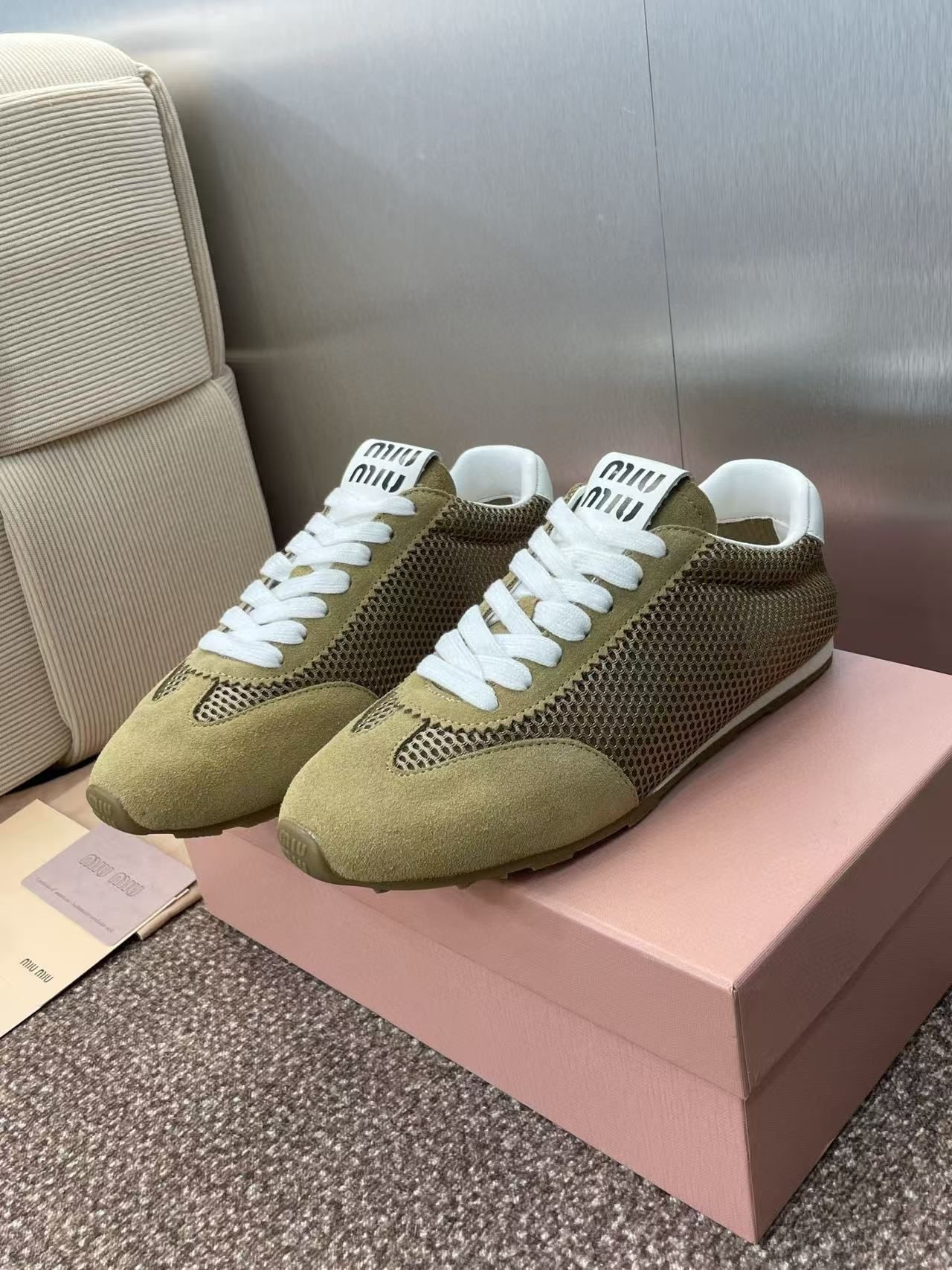 ua M1v M1v plume mesh and suede sneakers