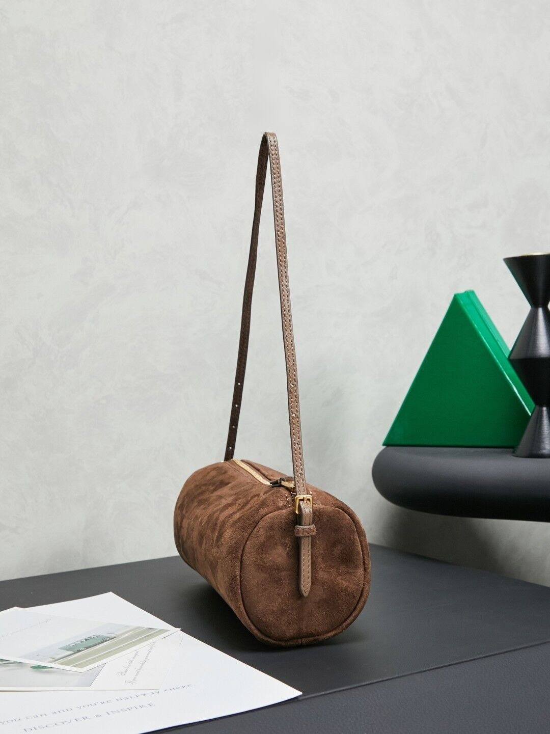 M1v M1v suede pouch 22x9x9cm