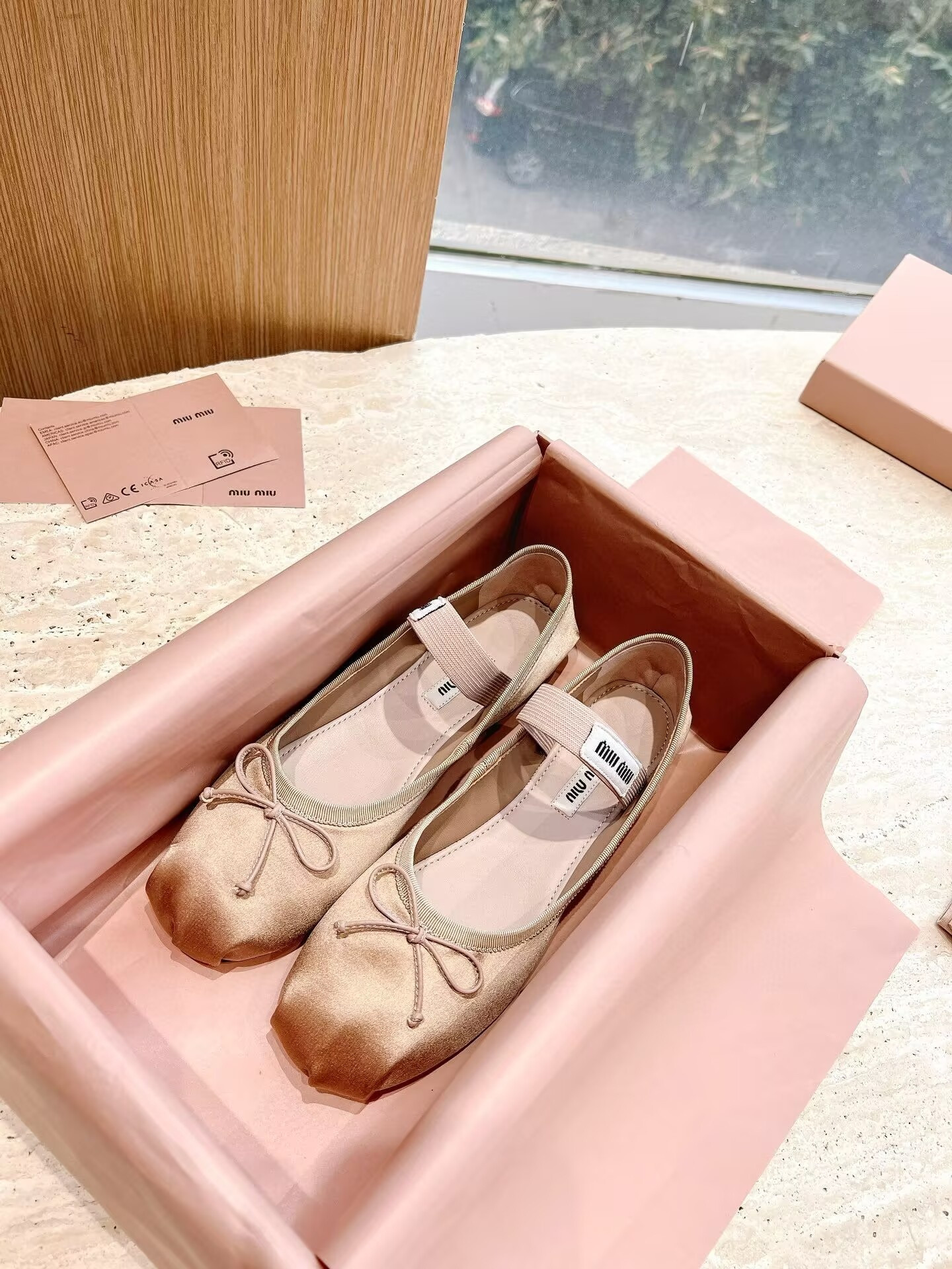 ua M1v M1v satin ballerinas