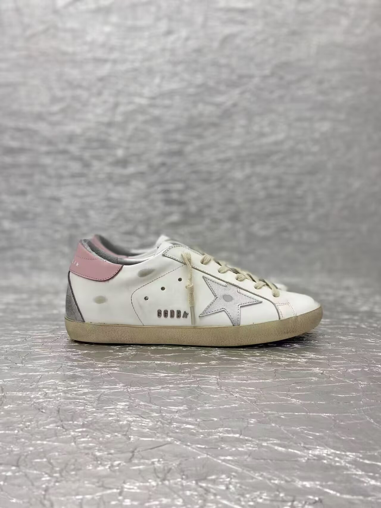 ua g01den G003e s*per-star sneaker