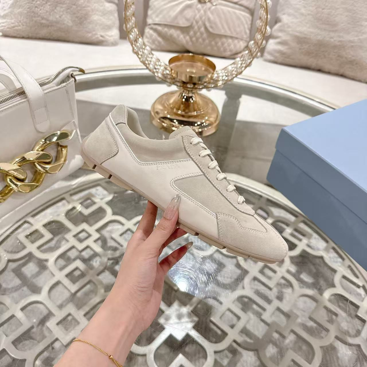 ua Pra*a sneakers