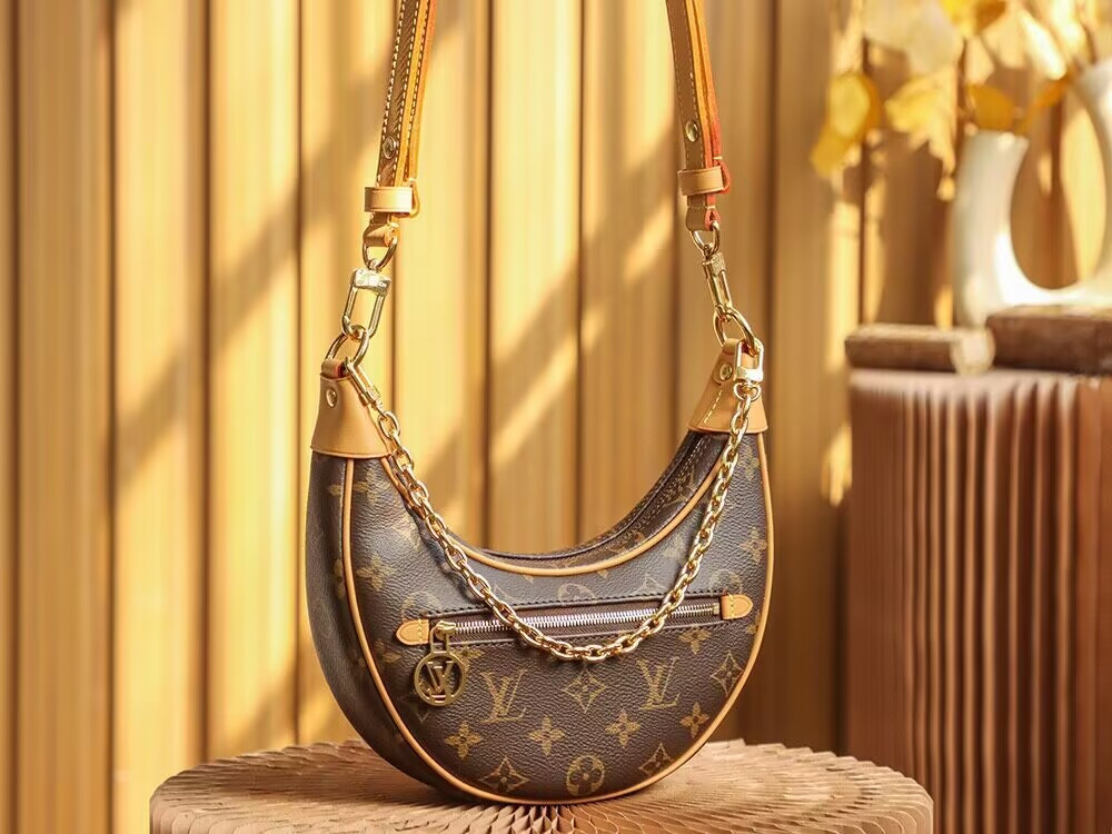 LV Loop M81098 23x13x6CM