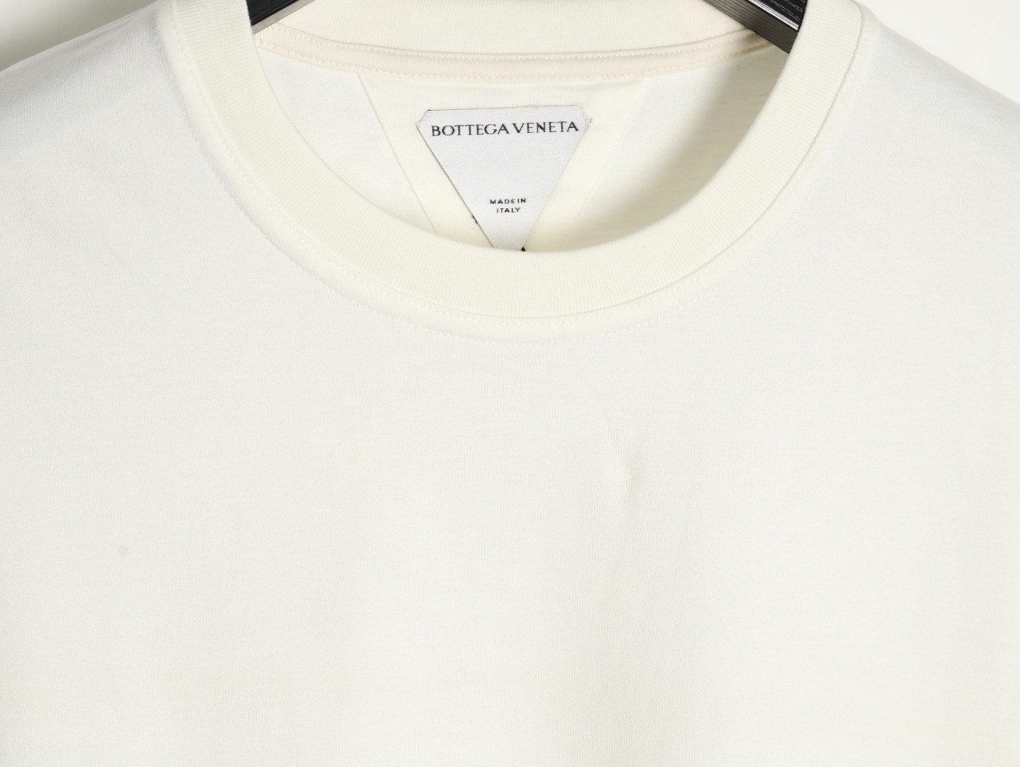 bo*te*ga Ve*ne*ta bv 25ss short-sleeved t-shirt