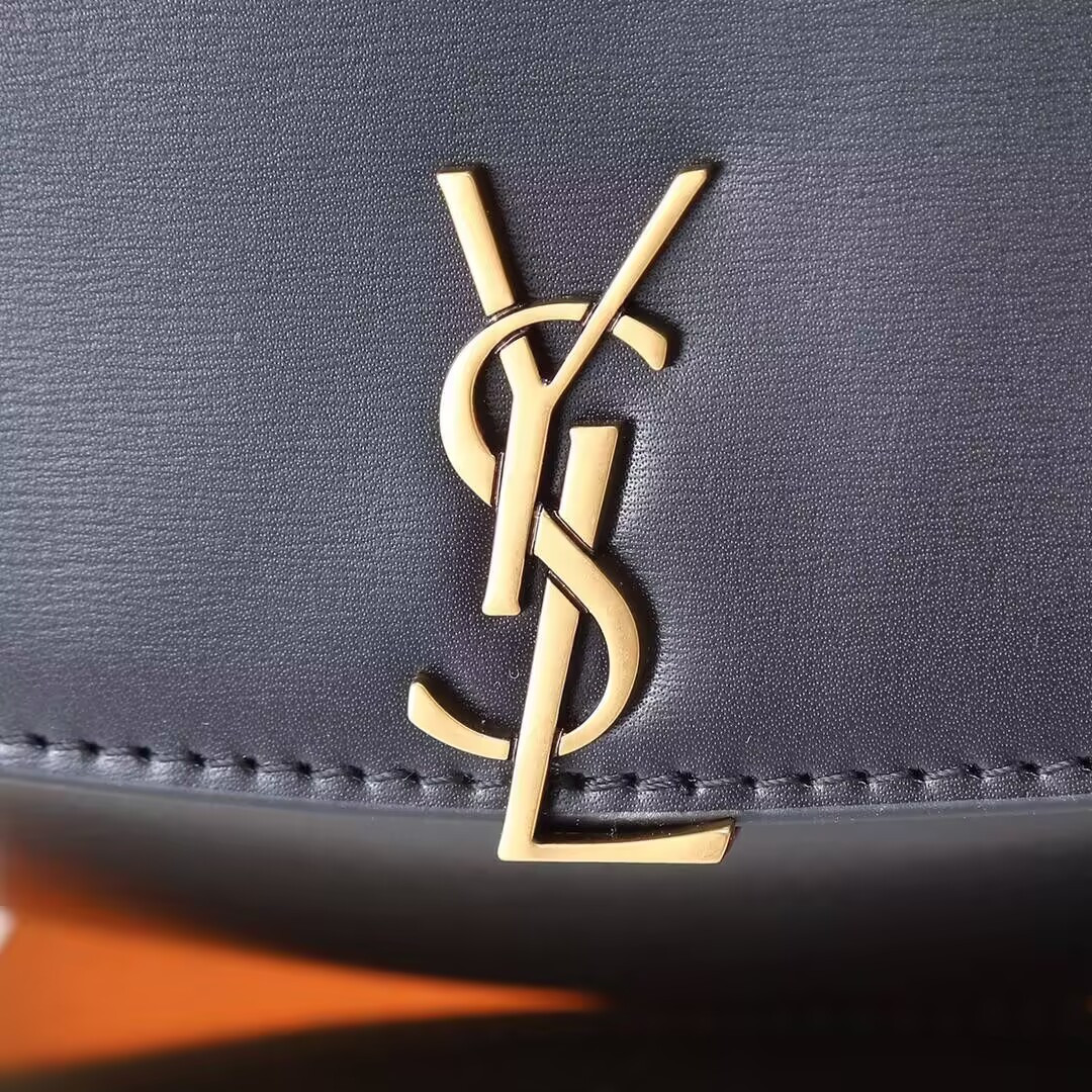 y*l voltaire top handle in box Sa**t Lau*nt 17.5x21x8cm