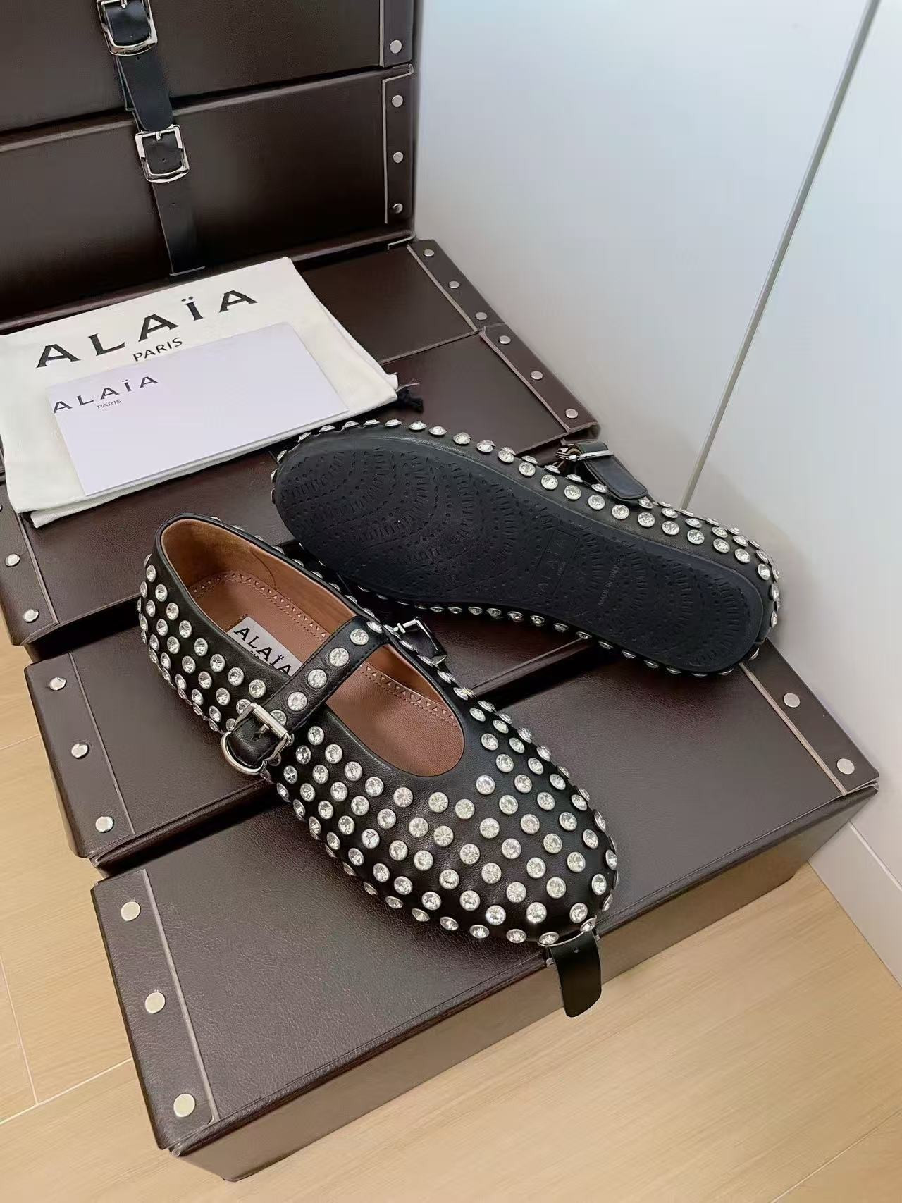 UA A1a1a STRASS BALLET FLATS