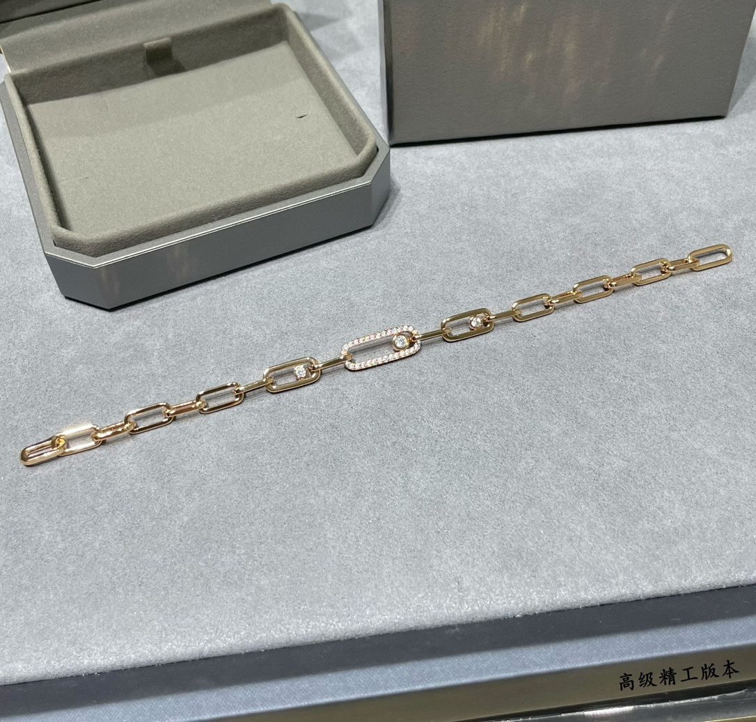 Mes1kaa chain moving bracelet