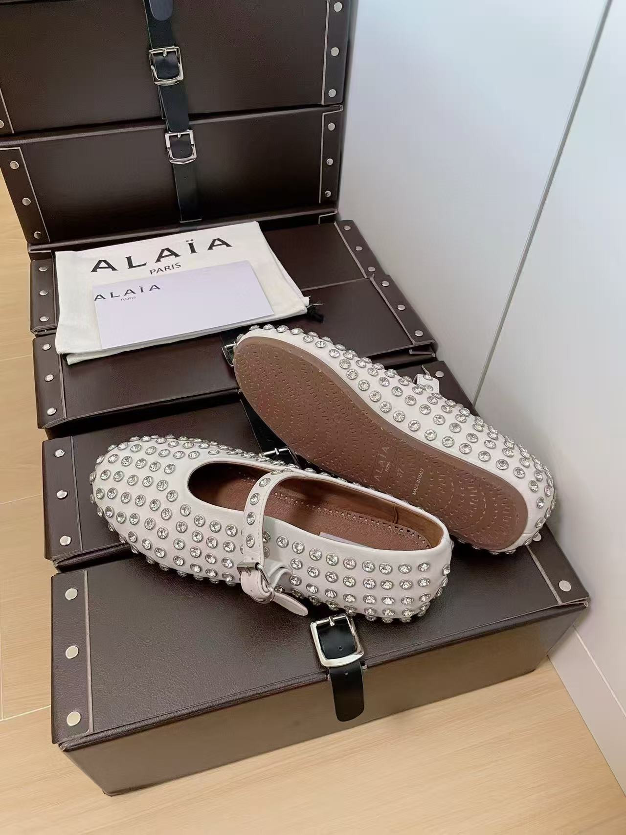 UA A1a1a STRASS BALLET FLATS
