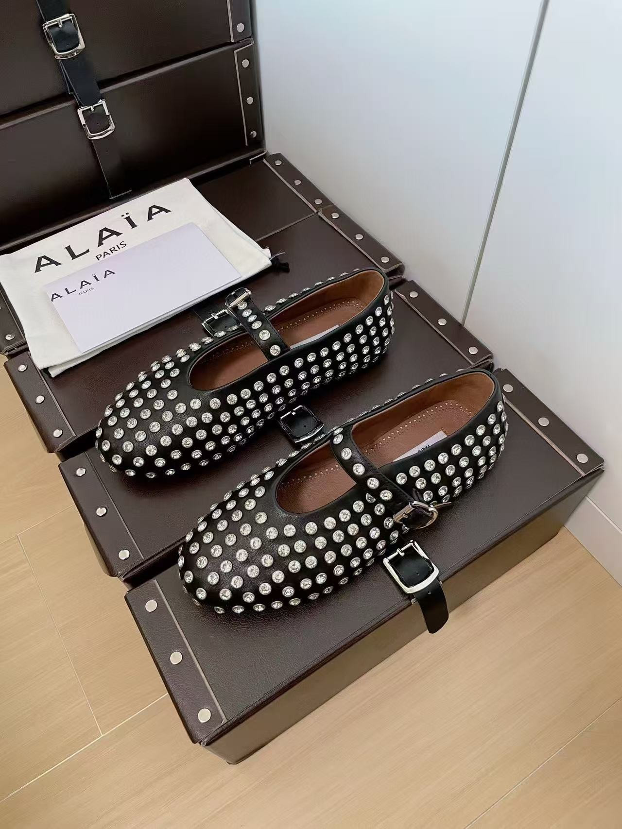 UA A1a1a STRASS BALLET FLATS
