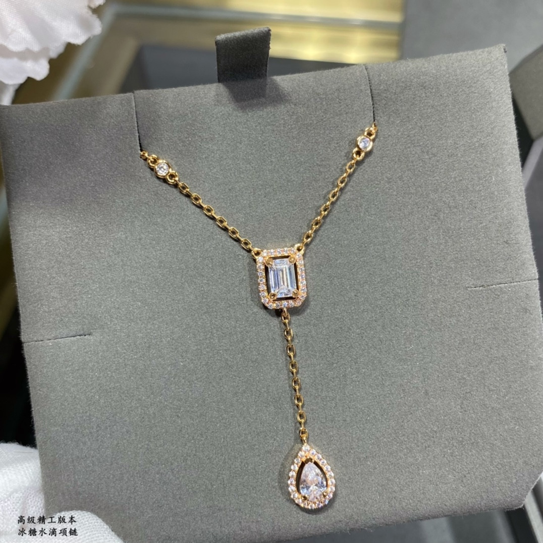 Mes1kaa drop ice cube necklace