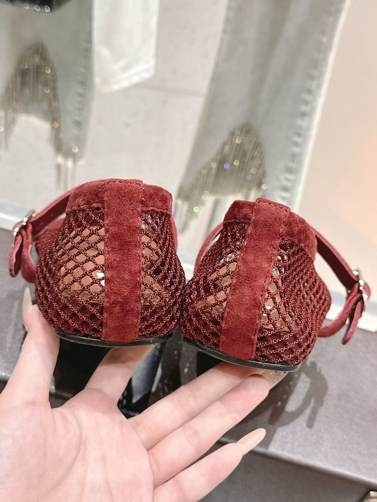 UA A1a1a BALLET FLATS IN FISHNET