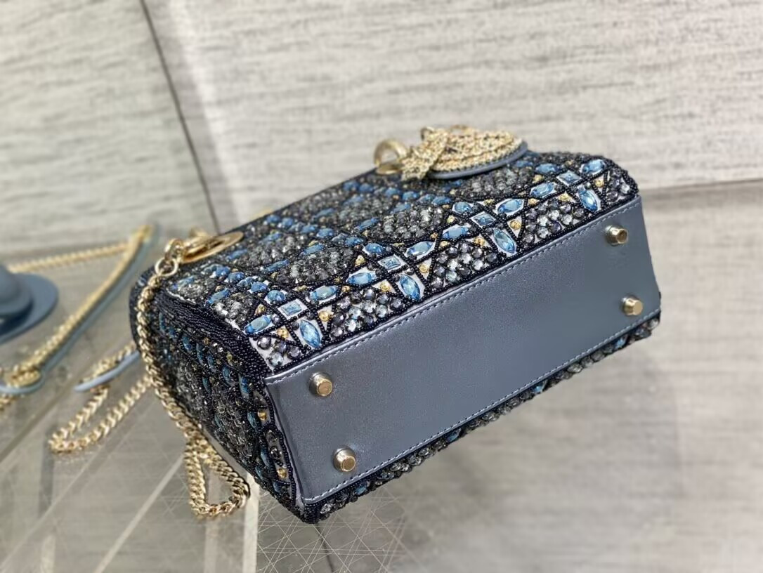 lady D*or bag 17cm limited edition
