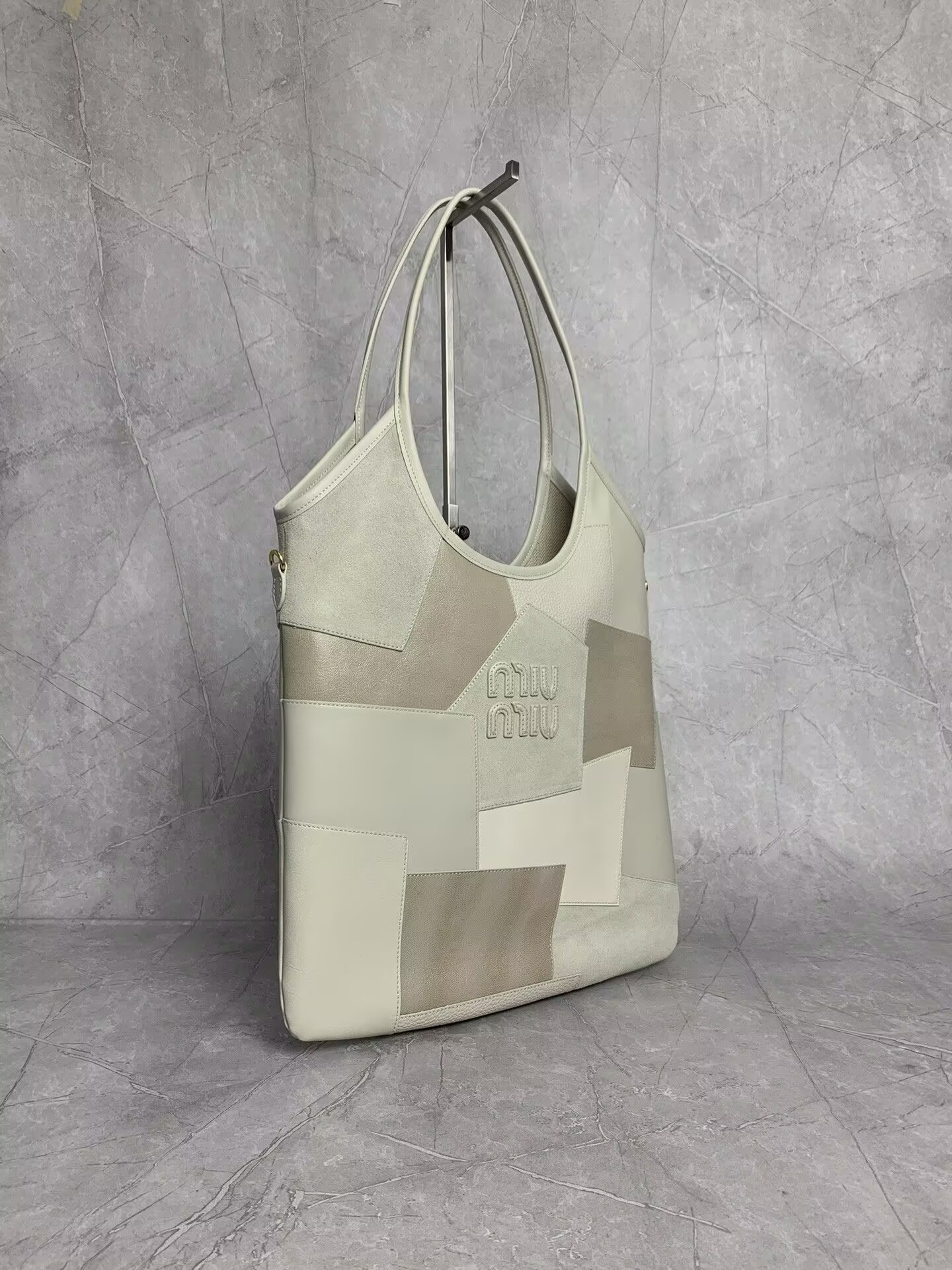 M1v M1v ivy leather patchwork bag 40x35cm
