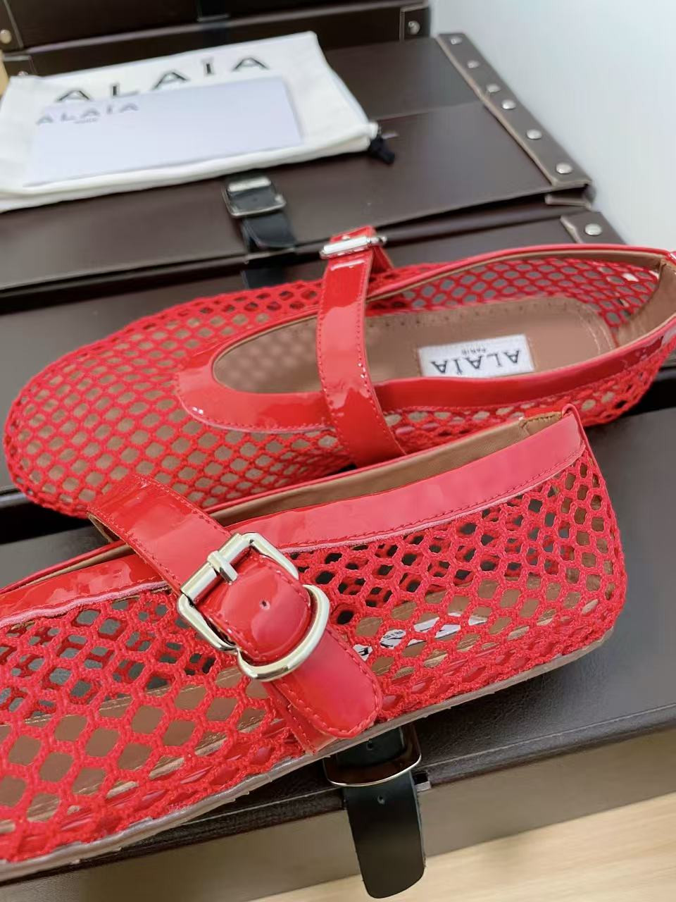 UA A1a1a BALLET FLATS IN FISHNET