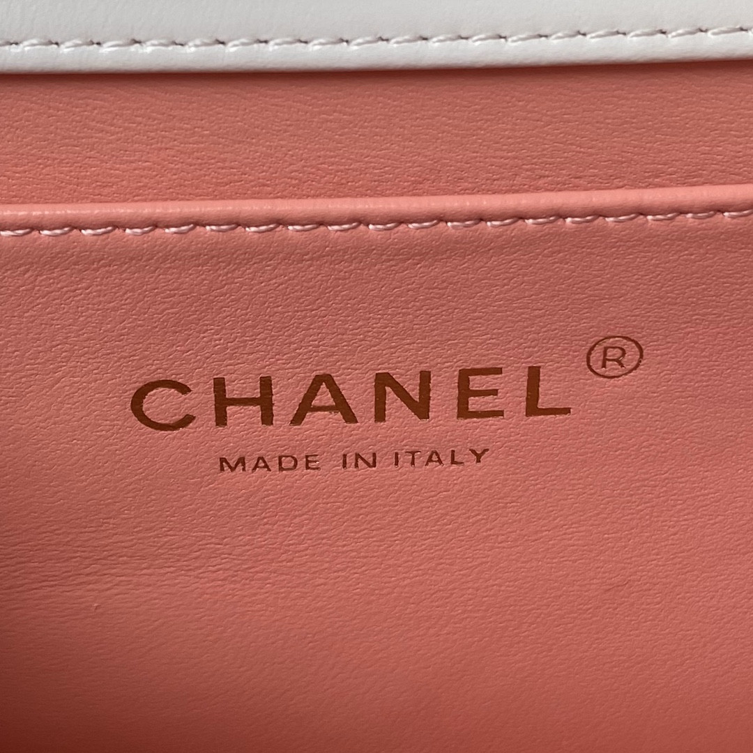 Ch*el small 24c flap bag  as2649 22×14.5×8cm