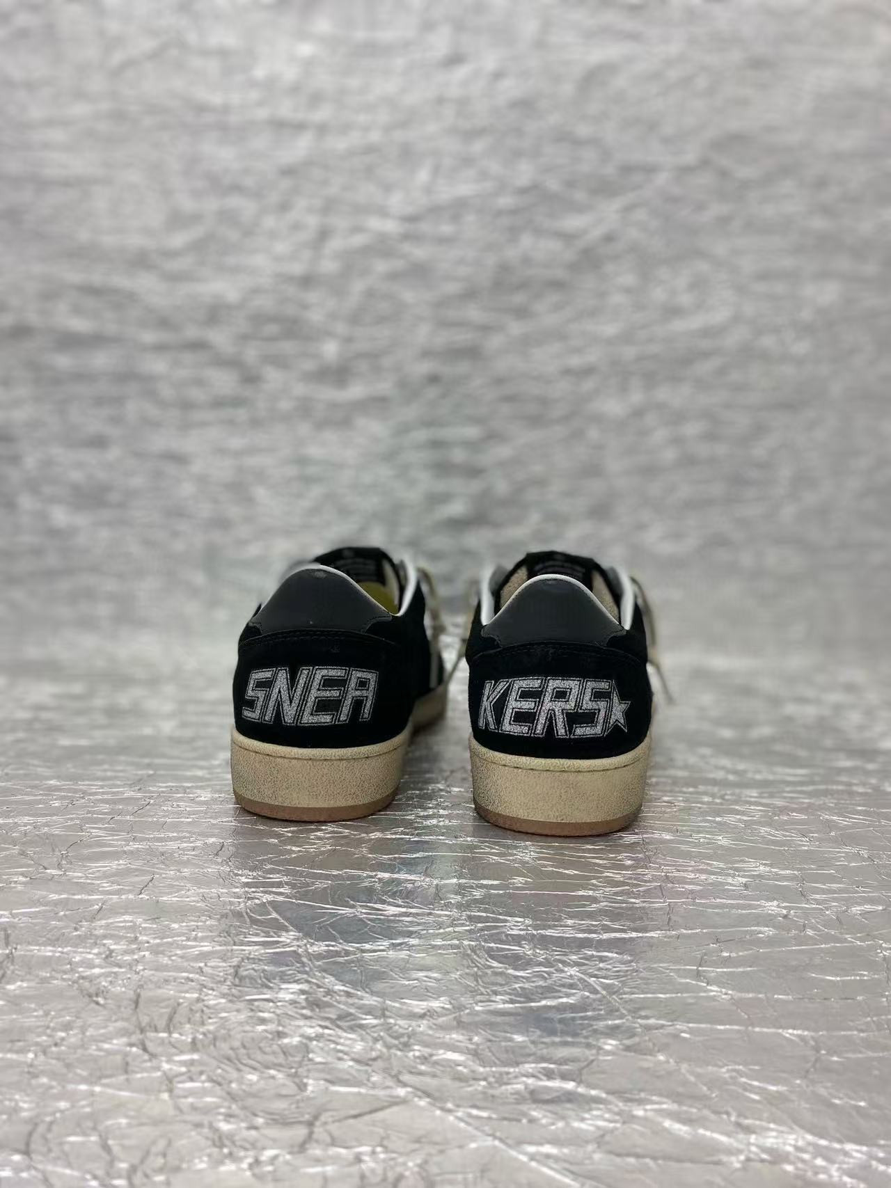 ua g01den G003e s*per-star sneaker