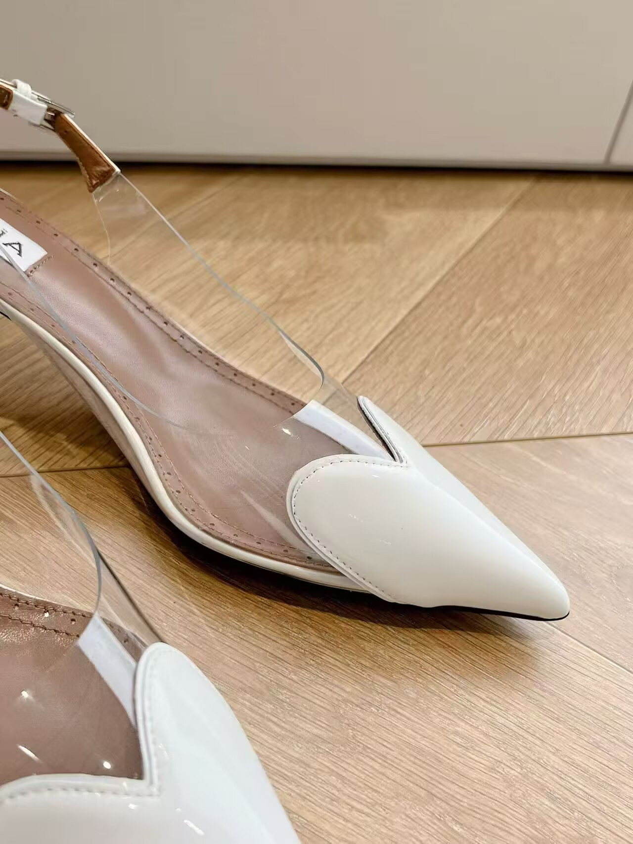 UA A1a1a Le Coeur Plexi Heart-Toe Slingback Pump