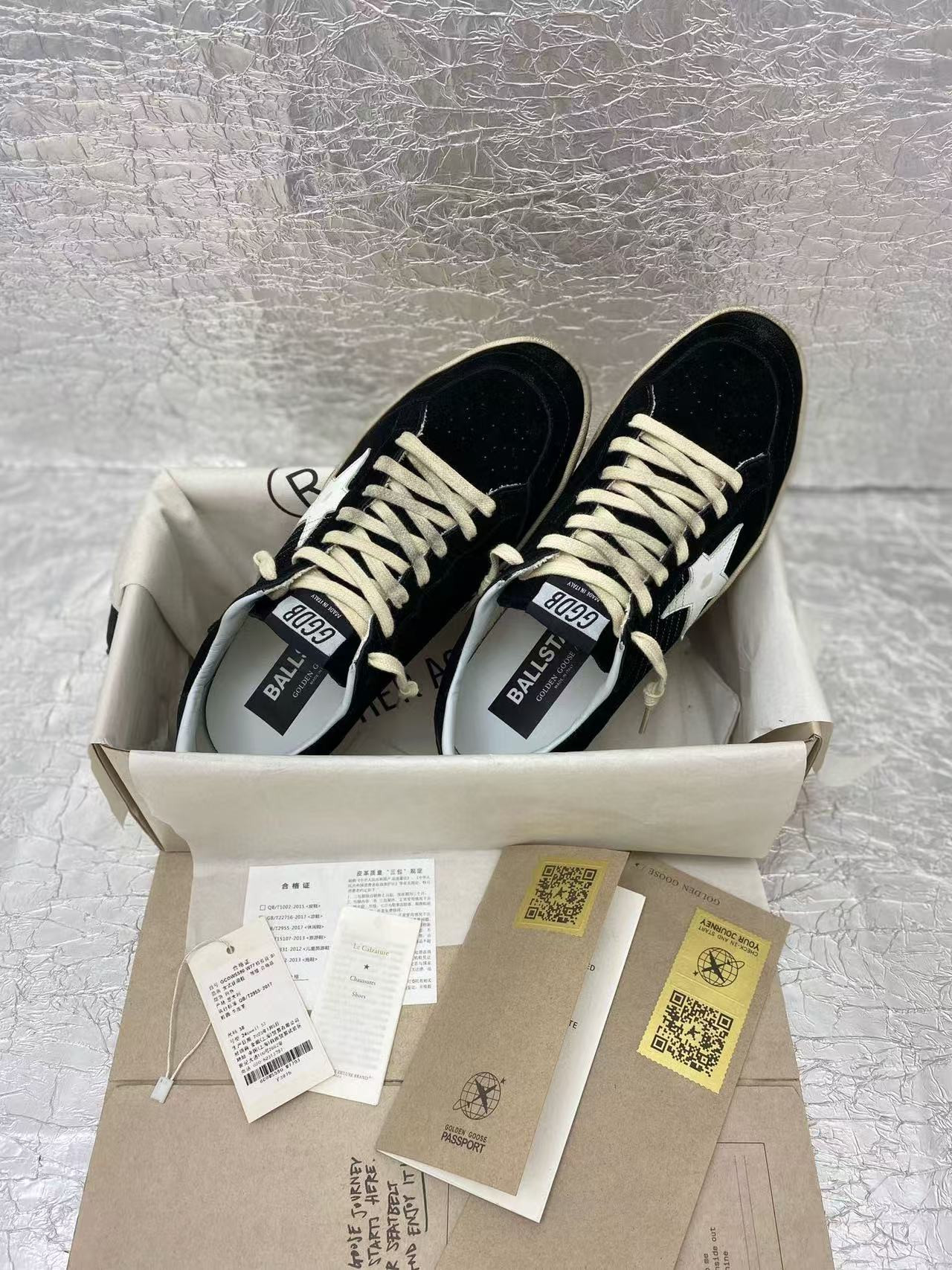 ua g01den G003e s*per-star sneaker