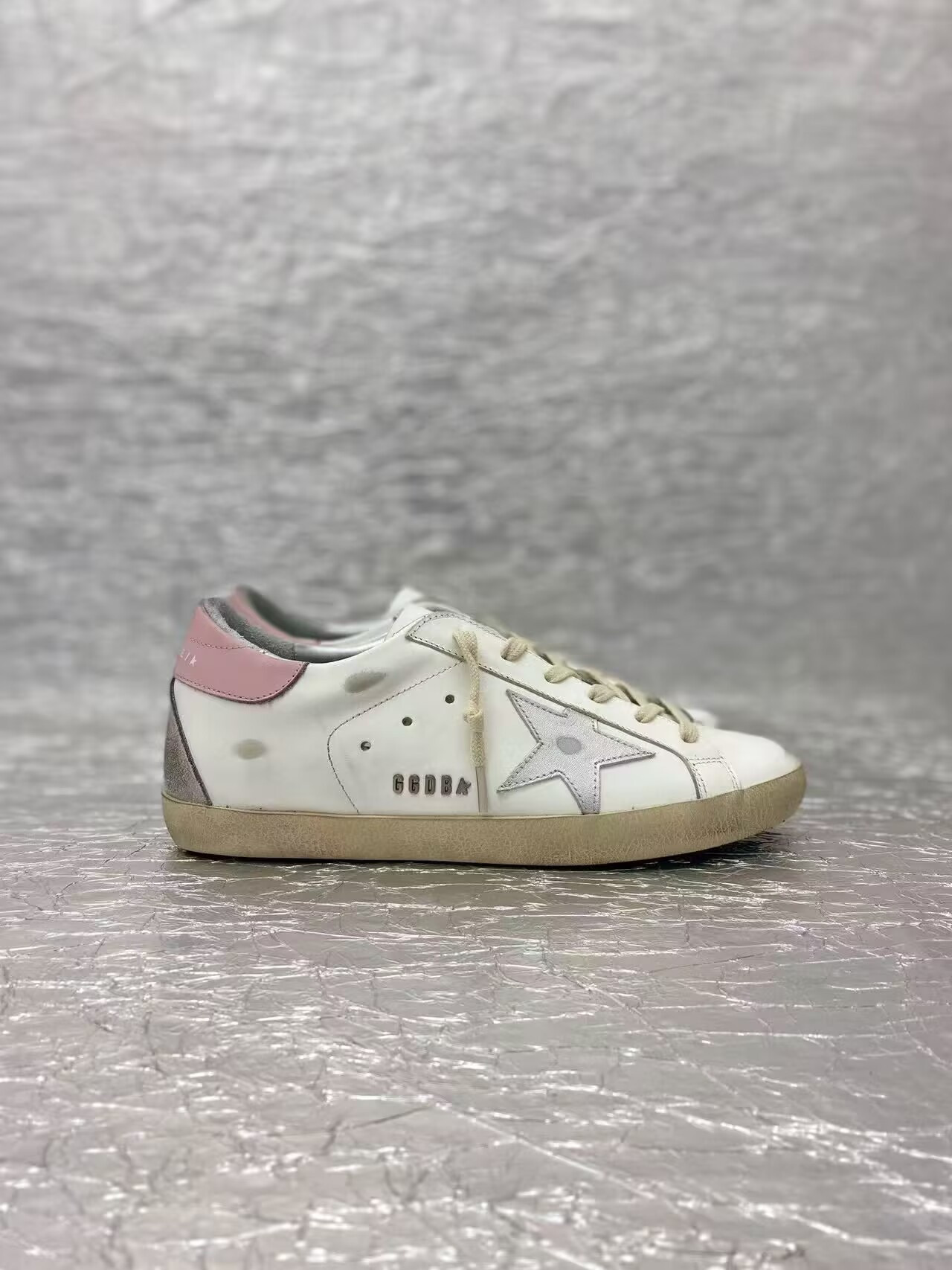 ua g01den G003e s*per-star sneaker